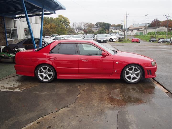 No 2596 Nissan Skyline 25gt T Er34 4 Doors Trust Kikaku