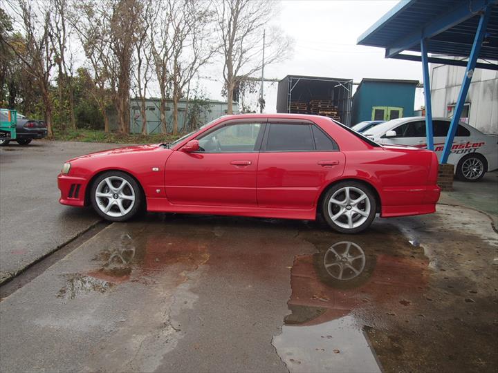 No 2596 Nissan Skyline 25gt T Er34 4 Doors Trust Kikaku