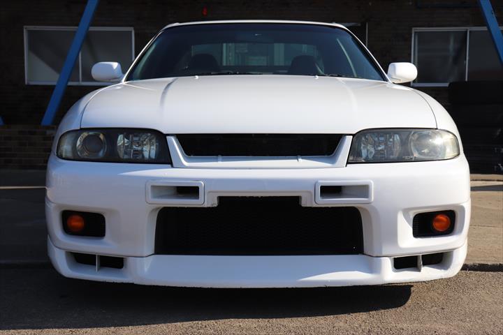 No 4754 Nissan Skyline Gt R nr33 Late Model Trust Kikaku